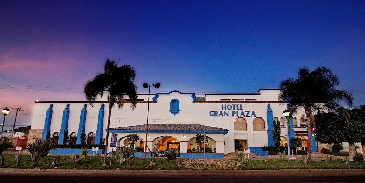 Gran Plaza Hotel & Convention Center
